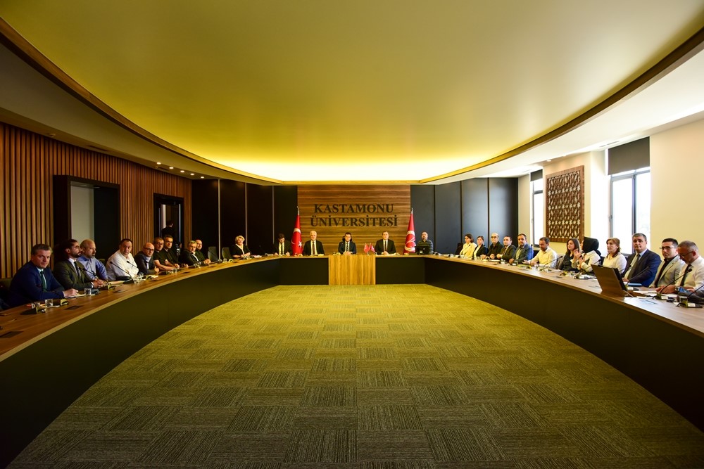 Kastamonu Üniversitesi Senato Toplantısında Kalite Süreçleri ve Stratejik Plan Görüşüldü